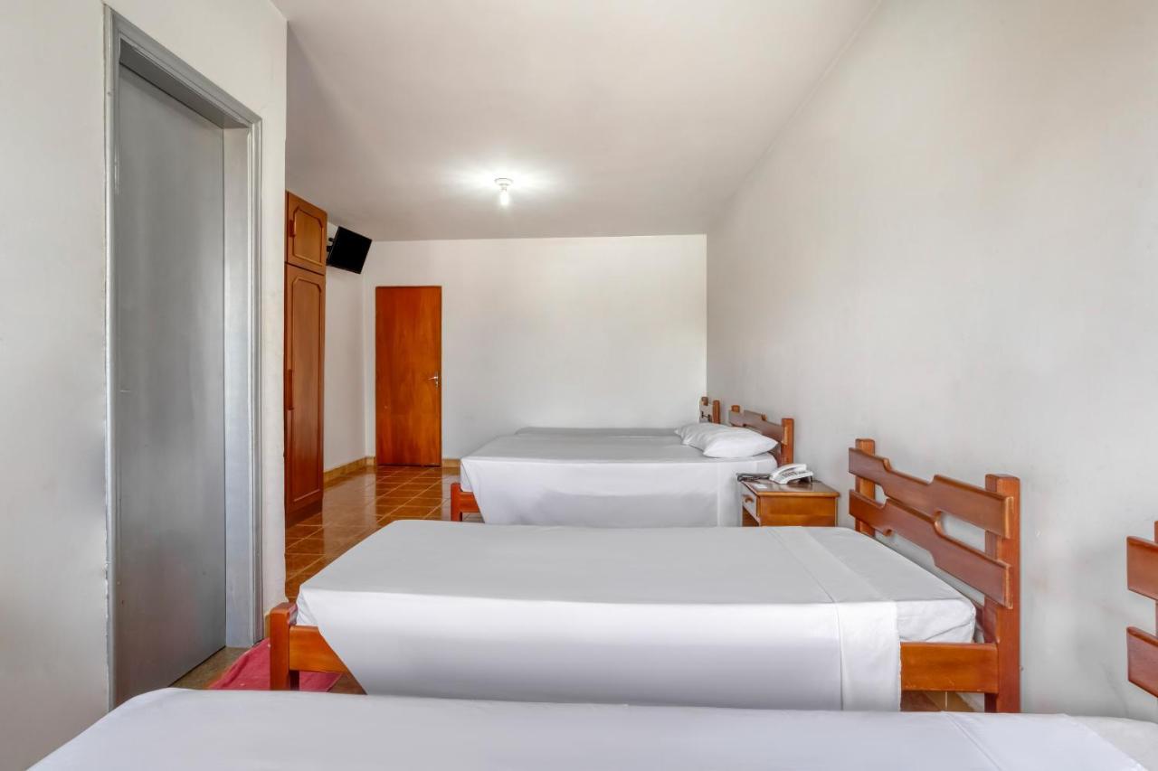 Hotel Aguia Morrinhos  Luaran gambar