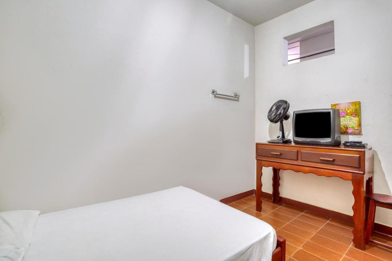 Hotel Aguia Morrinhos  Luaran gambar